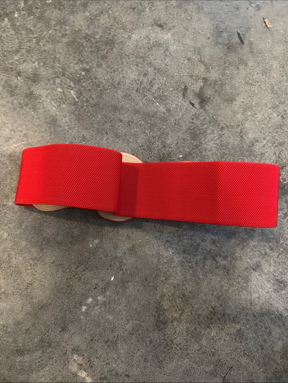 Red Wide Elastic Belt with Round Buckle - Picture 2 of 7